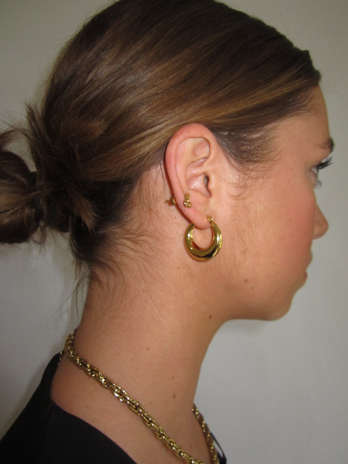Small Claude Hoops - Gold