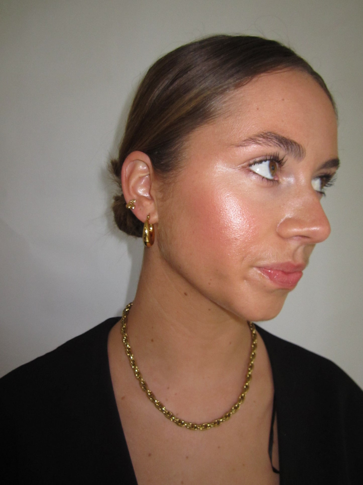 Small Claude Hoops - Gold